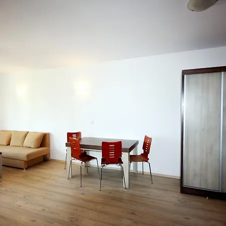 Zornitsa Millennium Apartment